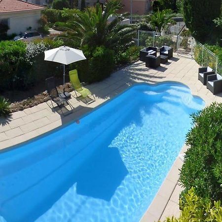 Hotel Au Reveil Des Cigales Saint Aygulf Esterno foto